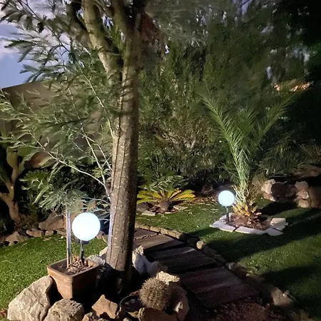アパート Dans Villa, Domaine Calme Et Piscine Mandelieu