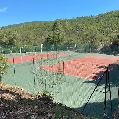 Dans Villa, Domaine Calme Et Piscine Mandelieu